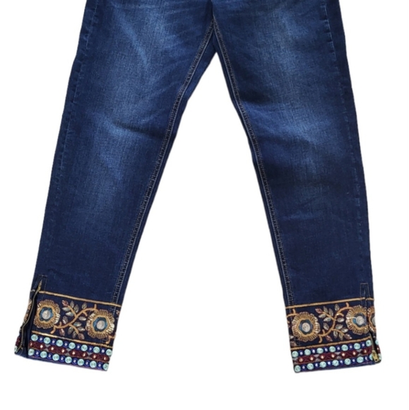 224. Desigual Embellished Denim Jeans Size 28 - Picture 4 of 8